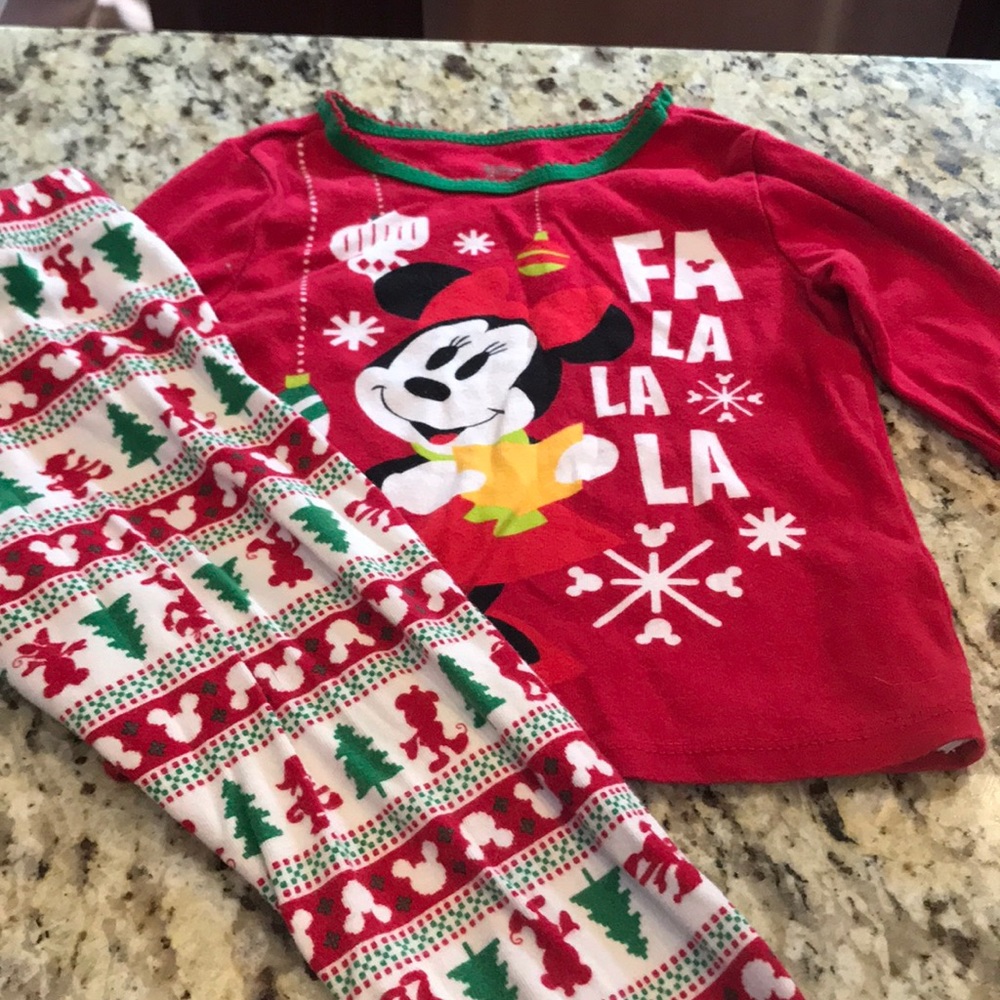 Disney girls Minnie Mouse Christmas pjs